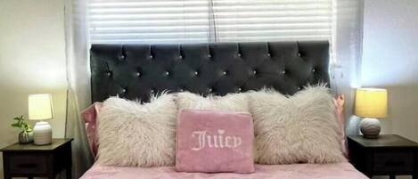 3 bedrooms, iron/ironing board, travel crib, free WiFi