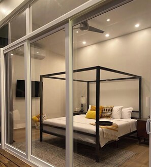 Vila superluxo, vista para o mar | Cofres nos quartos, cortinas blackout, ferros/tábuas de passar roupa