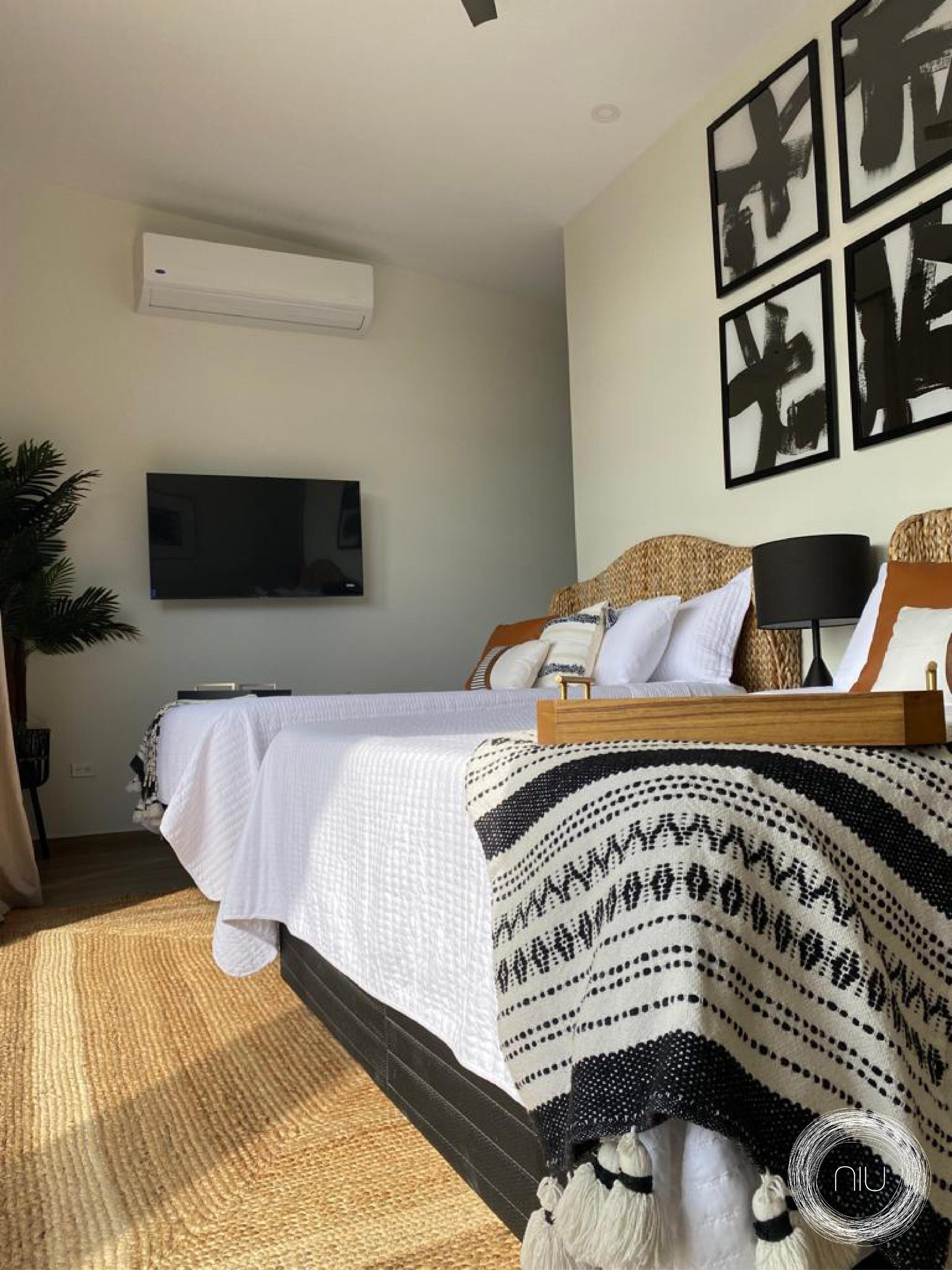 Luxury Villa, 2 Queen Beds, Sea View | Premium bedding, minibar, in-room safe, laptop workspace