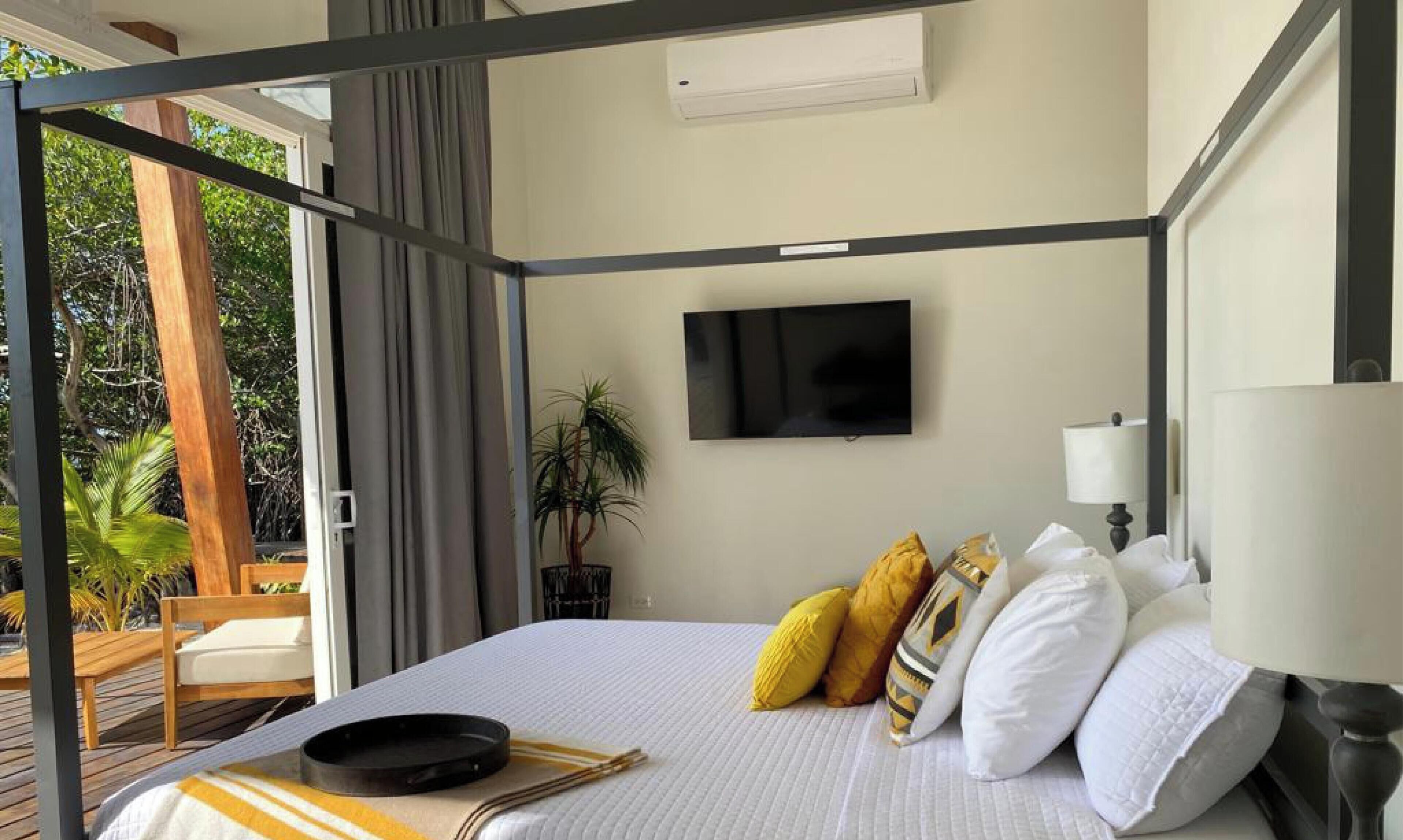 Vila superluxo, vista para o mar | Cofres nos quartos, cortinas blackout, ferros/tábuas de passar roupa