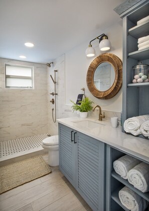 Hair dryer, towels