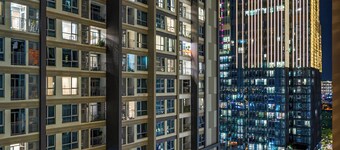 Luxury URBAN Metropole Riverside