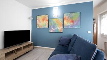 TV