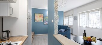Casa Vacanze 'Miki' con Terrazza Privata, Wi-Fi e Aria Condizionata