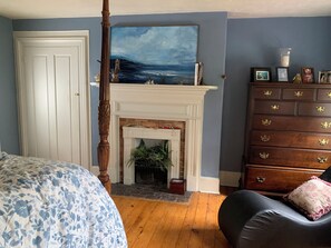 4 chambres, fer et planche à repasser, Wi-Fi, draps fournis