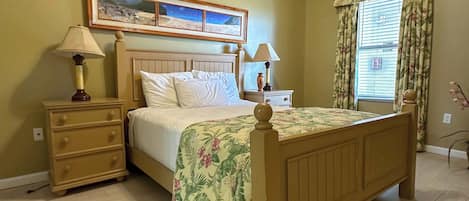 콘도, 침대(여러 개), 발코니, 바다 전망 (Windemere 501) | 3 개의 침실, 각각 다른 스타일의 인테리어, 각각 다르게 가구 비치