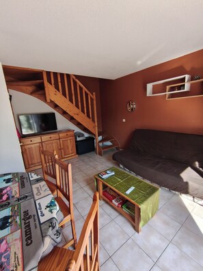 Smart TV, ping pong, books - Mor Breizh, small cottage. (Calvisson)