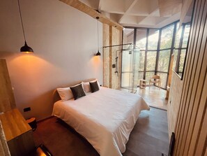 Ropa de cama de alta calidad, cubrecamas y escritorio 