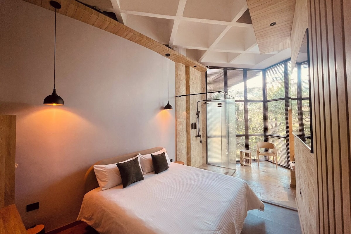 Junior Suite, City View | Premium bedding, down duvets, desk, laptop workspace