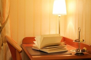 Interior - Pension Opera Suites I Self Check IN (Vienna)