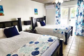 Iron/ironing board, bed sheets