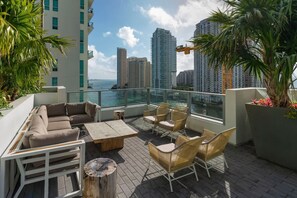 Apartment | Terrace/patio