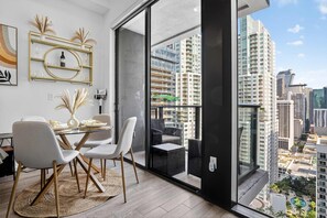 Studio | Area keluarga | Peralatan stereo