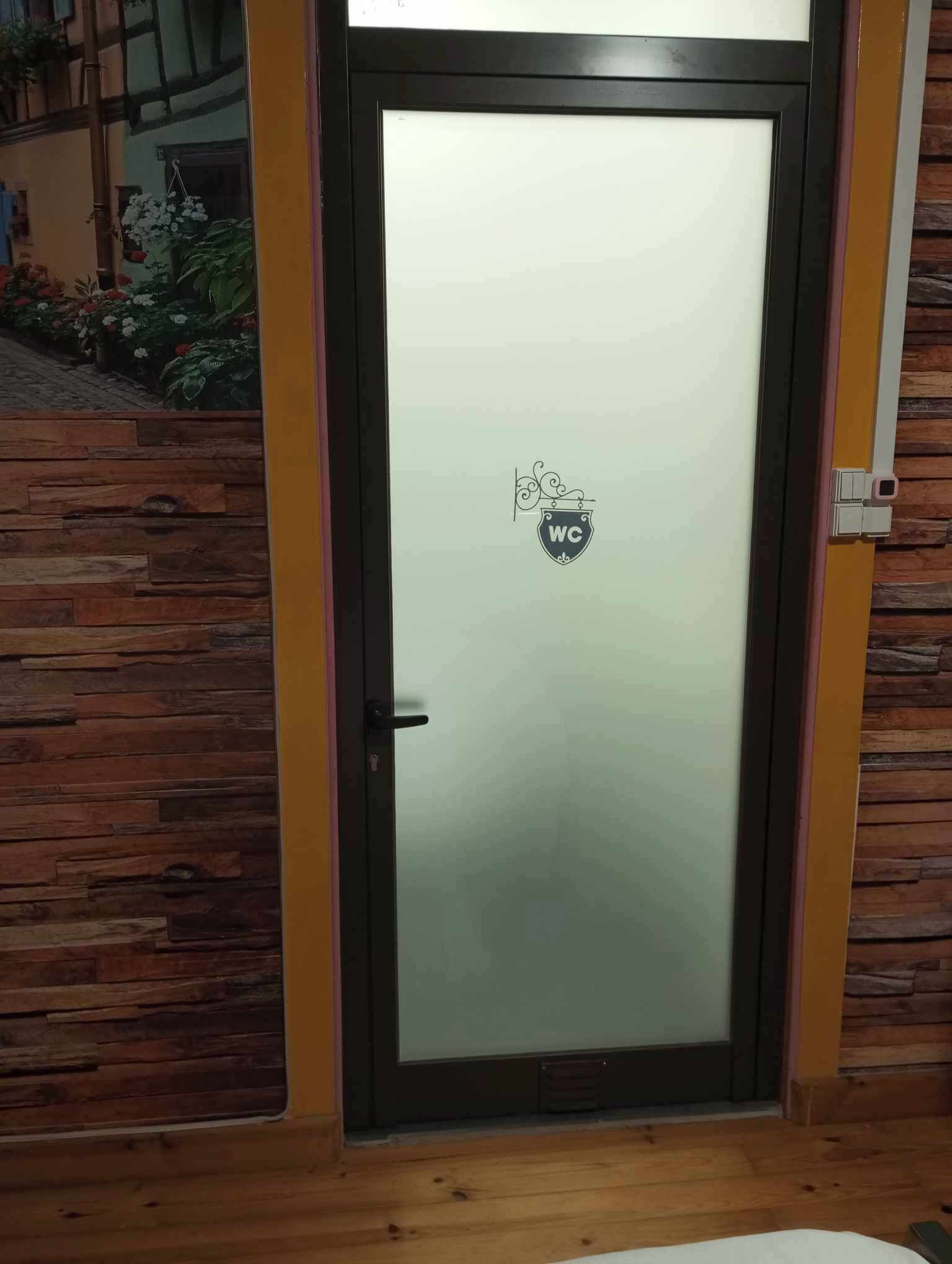 Executive Suite, Patio, Courtyard View | Individually decorated, individually furnished, laptop workspace