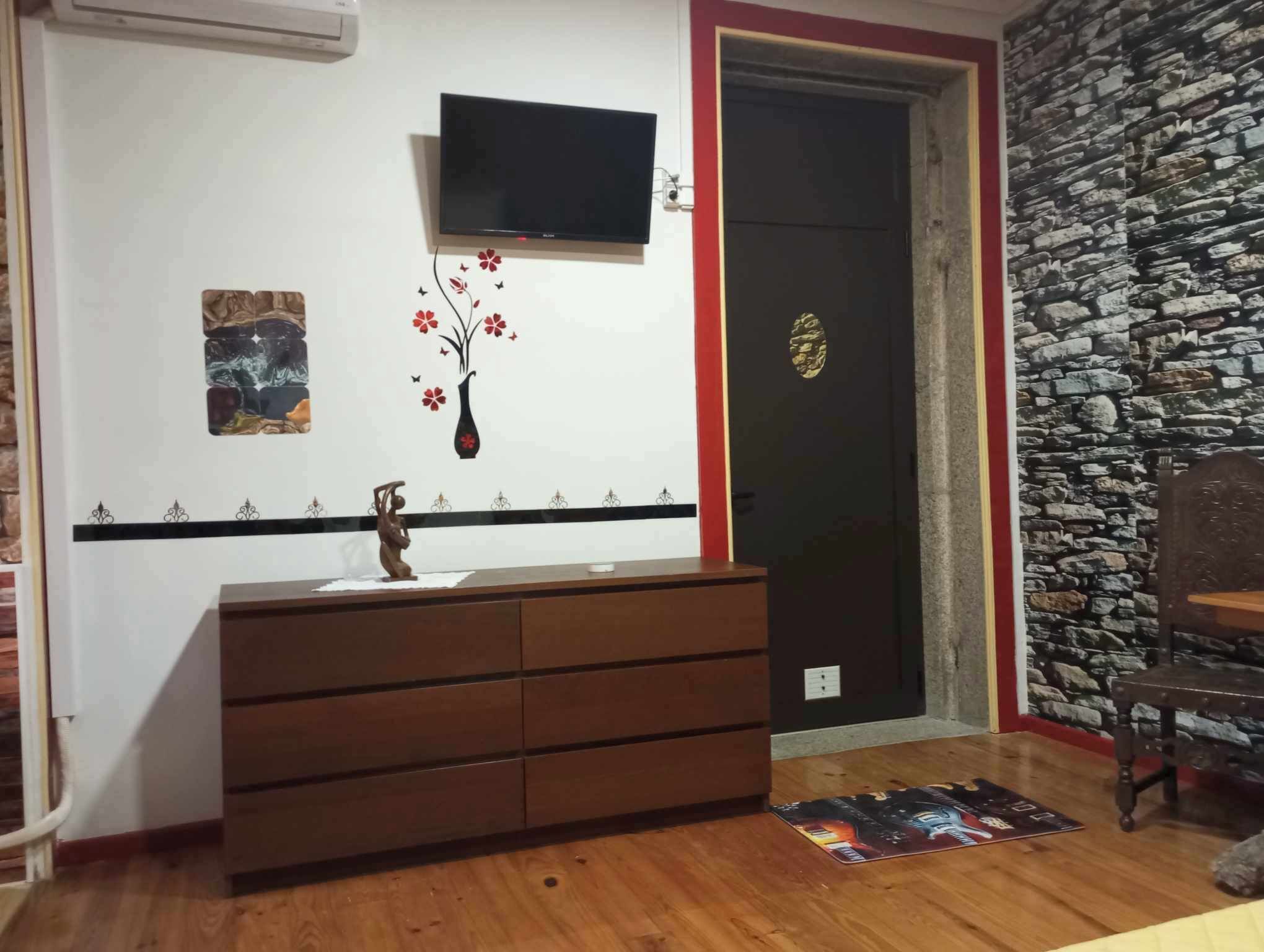 Classic Double Room, Patio, Courtyard View | Individually decorated, individually furnished, laptop workspace