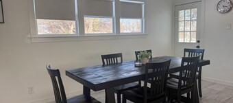 Quiet On Sunset Cozy remodeled 2 Bedroom