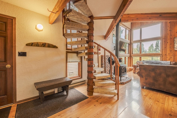Townhome, Multiple Beds, Patio, Mountain View (Sans Souci 1) | Living area