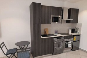 Paper towels - Deluxe Studio At Embassy Gardens (Accra)