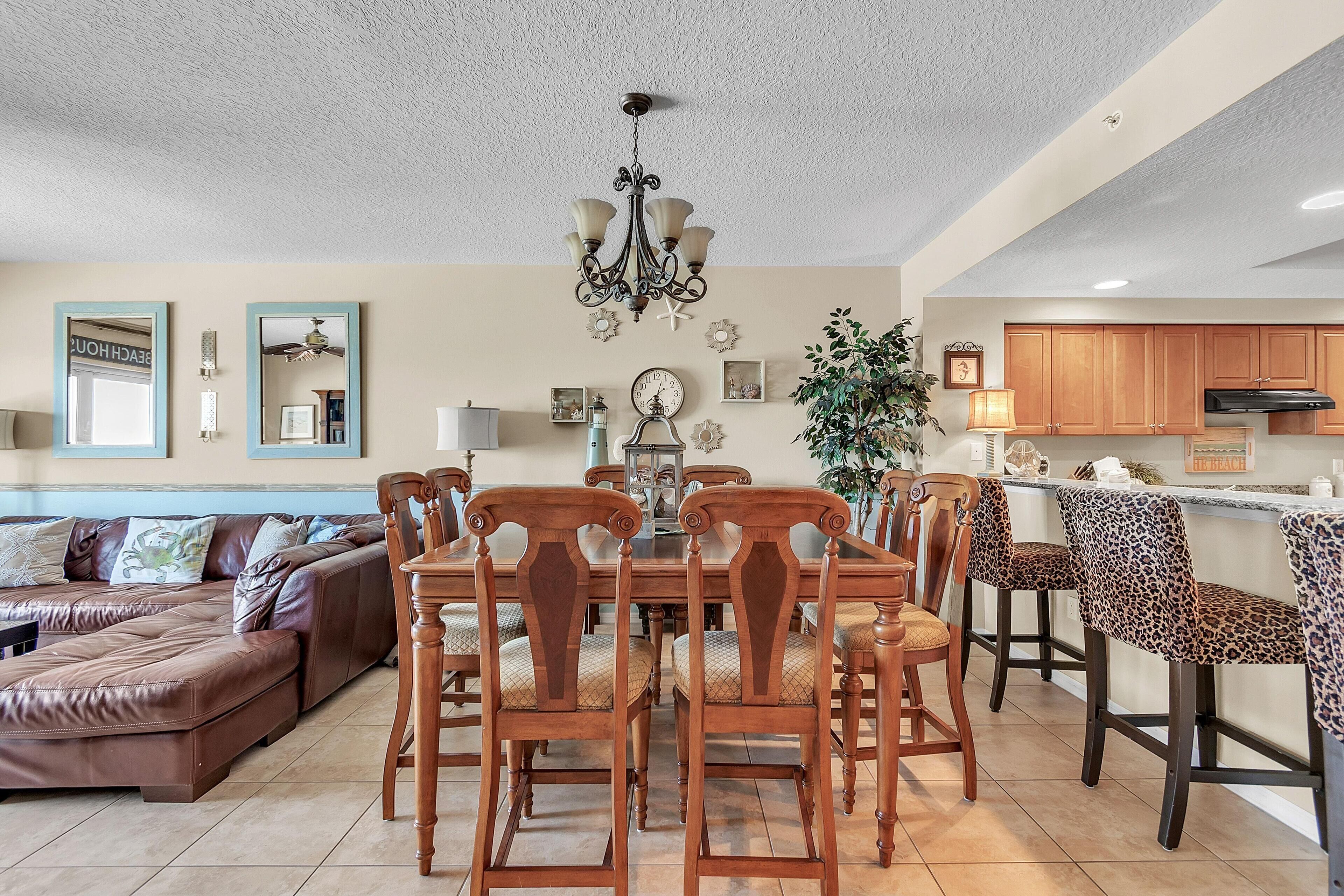 Condo, Multiple Beds (La Vistana #A503) | Dining