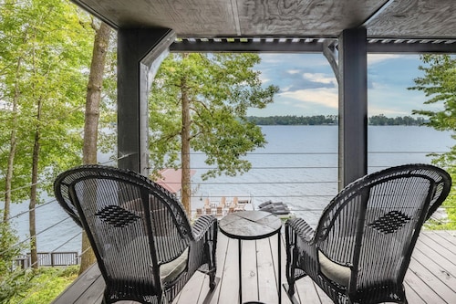 Big Water Views - Lake Martin Escape