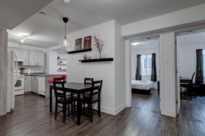 Interior - Cozy Home in the Notre Dame Area (Montreal)