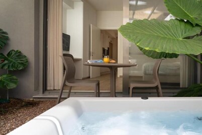 Athens Hill Luxury Apartments