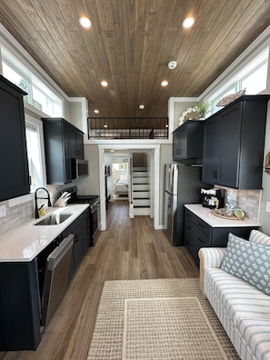 Standard Cabin, 1 Bedroom, Non Smoking, Patio | Private kitchen | Full-size fridge, microwave, oven, stovetop