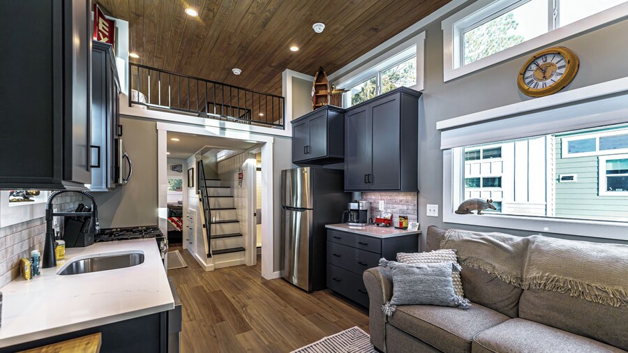 Island Oaks RV Resort