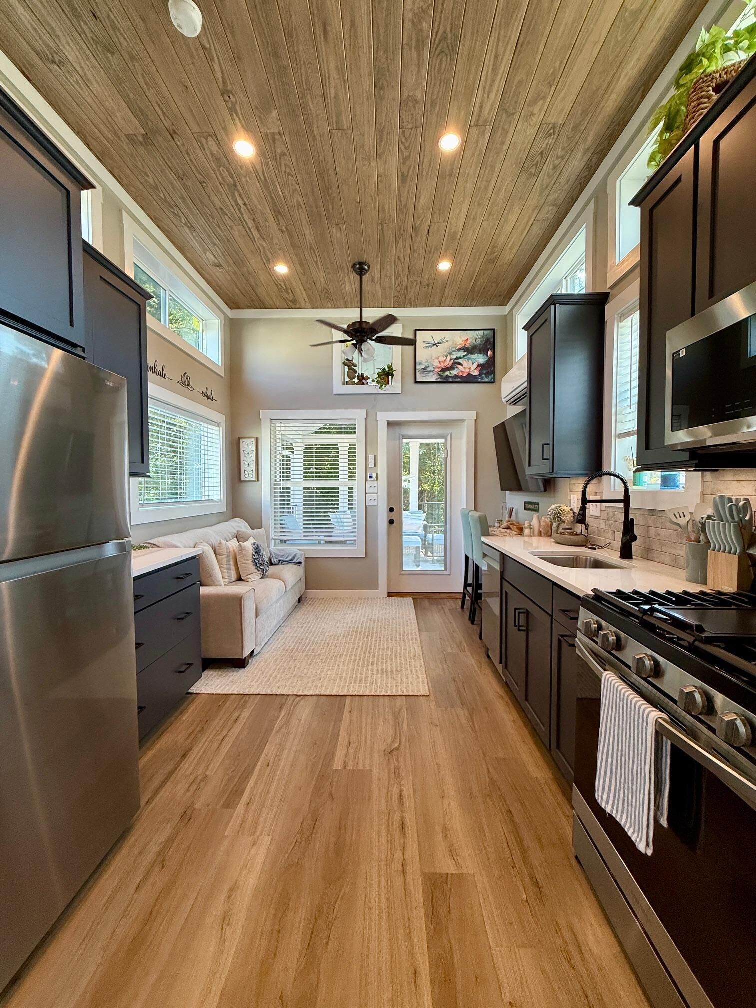 Standard Cabin, 1 Bedroom, Non Smoking, Patio | Living area