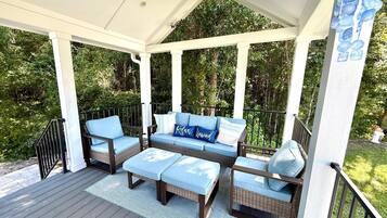 Cabaña estándar, 1 habitación, patio | Wifi gratis y ropa de cama