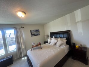 2 bedrooms, Internet, bed sheets