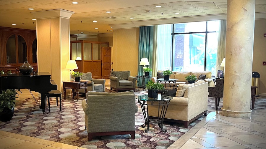 Lynchburg Grand Suites