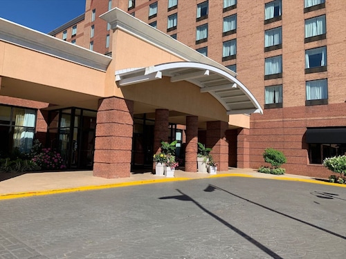 Lynchburg Grand Suites