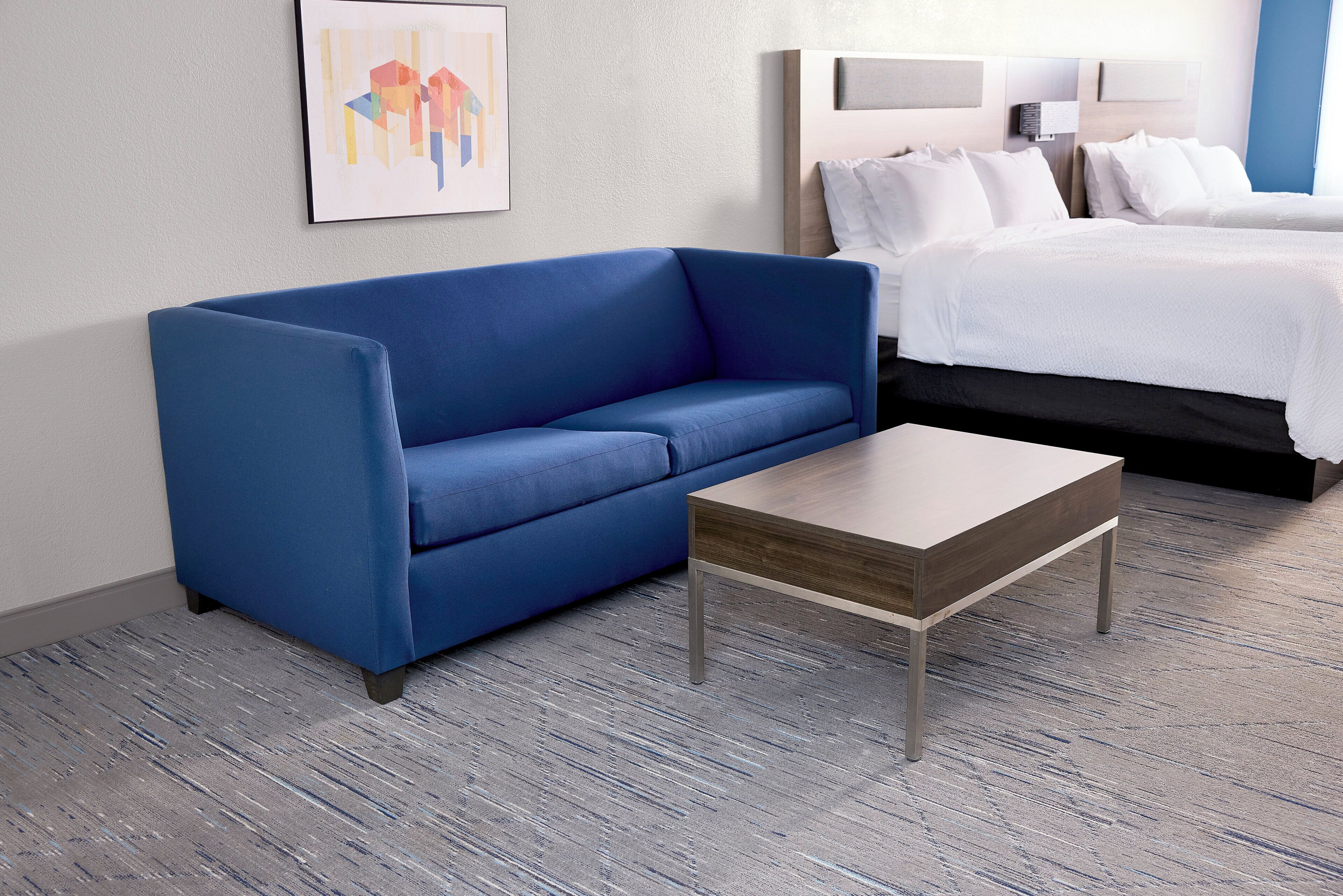 Bureau, rideaux occultants, fer et planche à repasser, Wi-Fi gratuit