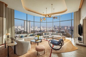 Premium bedding, memory-foam beds, free minibar, blackout curtains - Hotel Indigo Xi An High Tech Zone by IHG (Xi'an)