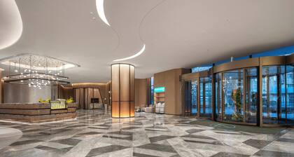 Holiday Inn Qingdao CBD by IHG