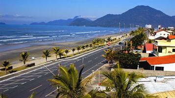 Plage à proximité, sable blanc