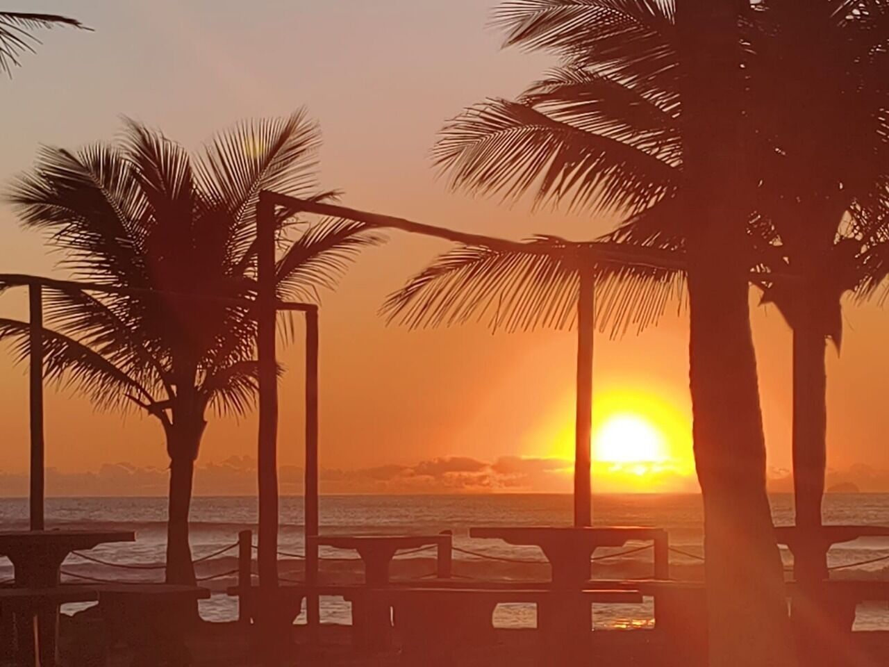 In Strandnähe, weißer Sandstrand