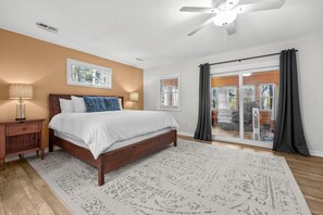 4 عدّة غرف نوم ومكواة/لوح كي وواي فاي وملاءات أسرّة