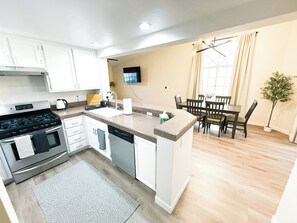 Microwave, oven, stovetop, dishwasher