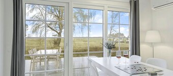 Gorgeous apartment in Læsø with house sea view