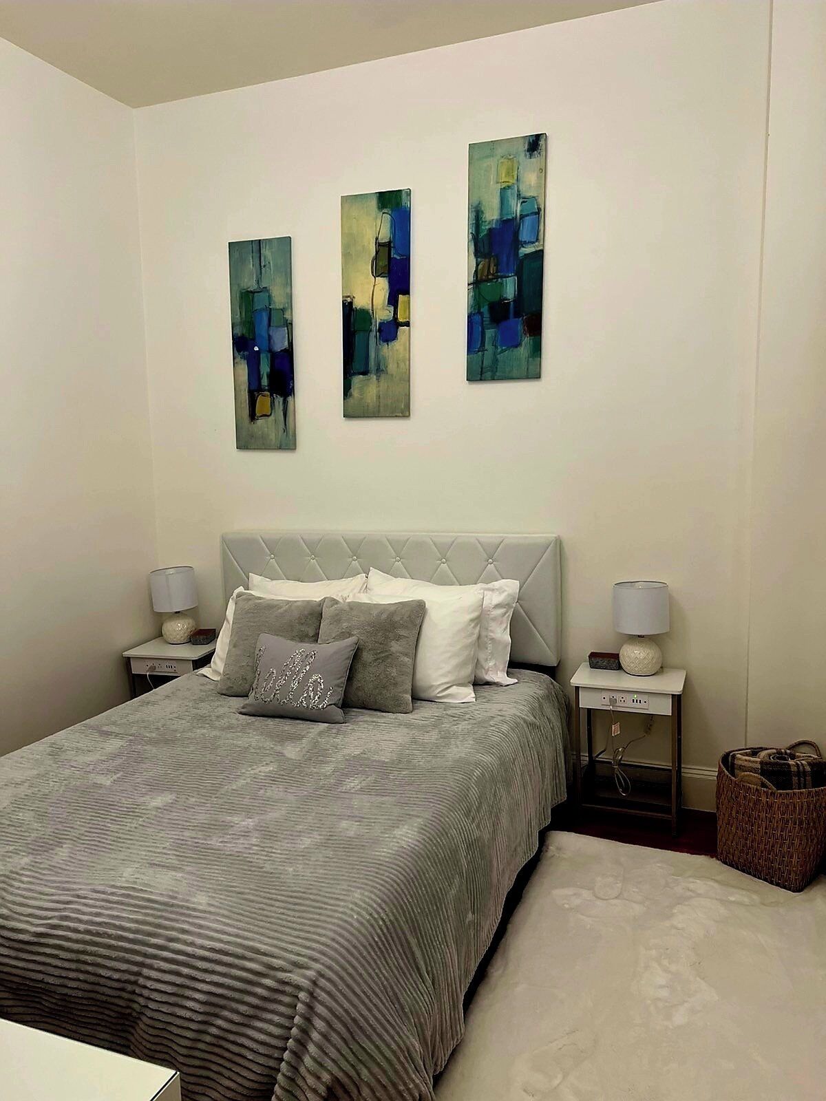 2 slaapkamers, een strijkplank/strijkijzer, wifi, beddengoed