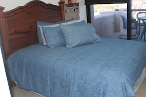 1 quarto, ferros/tábuas de passar roupa, acesso à internet
