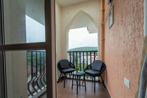 Interior - Staymaster Zyric B411  Serviced Apartment (Siolim)