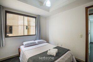 ベーシック アパートメント | 4 室のベッドルーム