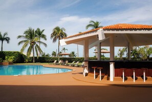 Outdoor pool, sun loungers