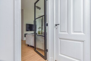 Interior - Penthouse with big terrace 50M close to beach and family neighbourhood.  (Den Haag)