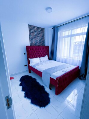 2 bedrooms, WiFi - Classy 2 bedroom by Miss Omuts (Nairobi)