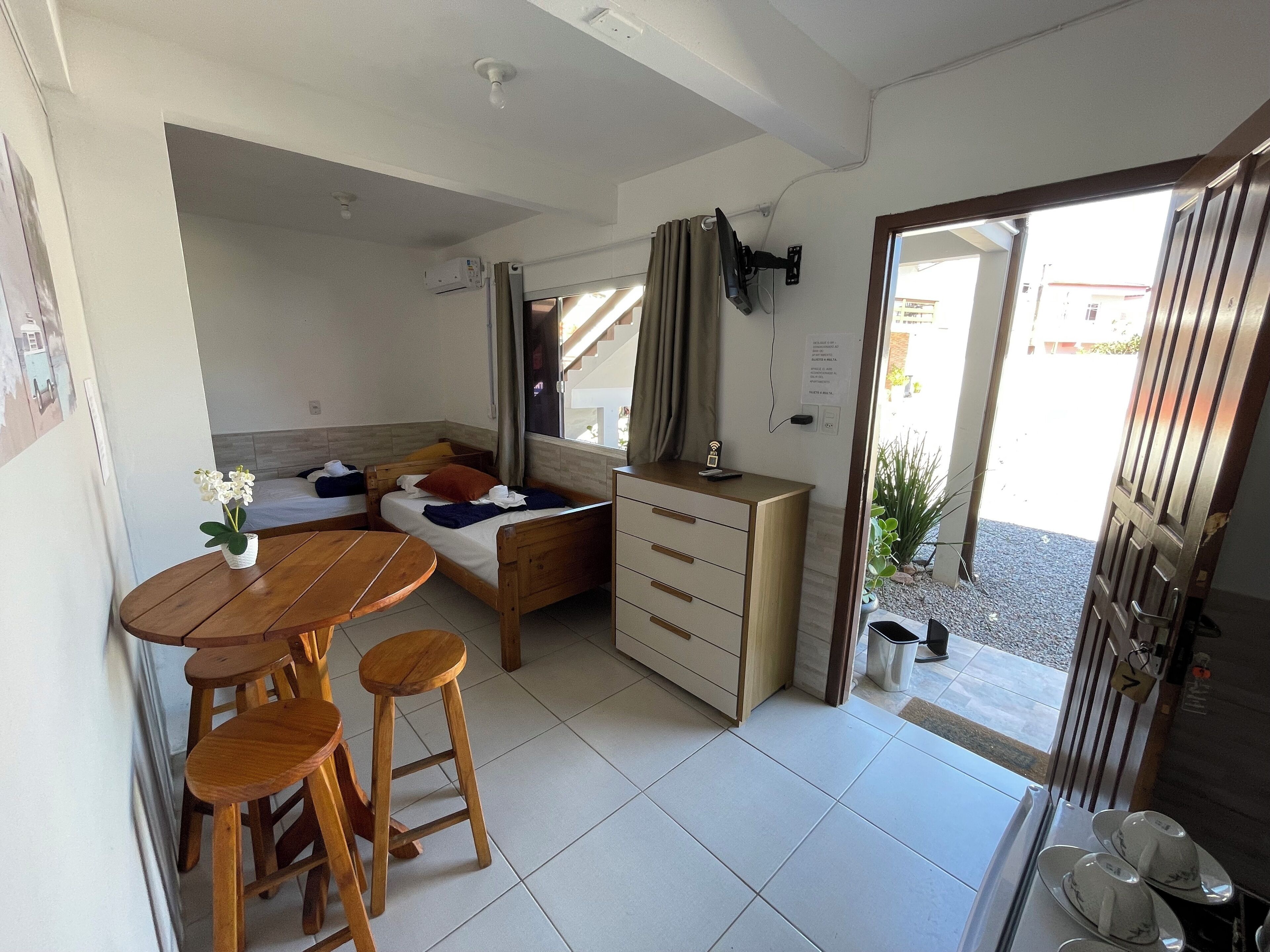 舒适四人房 | 免费 WiFi