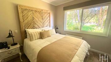 Standard Double Room, Garden View | In-room safe, desk, free WiFi, wheelchair access